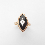 Золотое кольцо с натуральным ониксом и бриллиантом, фото №3