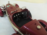 Модель автомобиля Alfa Romeo 2300 Monza. Bburago. 1/18, фото №9