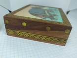 Деревянная коробочка с инкрустацией металлом  рисунком. 135х110х36мм, фото №5