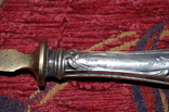 Вилка большая желтого метала с серебряной ручкой, фото №4