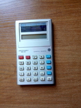 Калькулятор со знаком качества СССР, но 03.1992-го года выпуска, фото №2