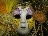 Настенная Венецианская маска с веерами -  фиолетовый декор -  высота - 15 см.- фарфор., фото №6