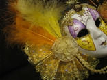 Настенная Венецианская маска с веерами -  фиолетовый декор -  высота - 15 см.- фарфор., фото №8