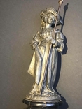 Статуэтка благородная дама с копьем. металл, фото №2