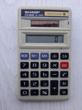 Карманный калькулятор SHARP на солнечной батарее, photo number 2