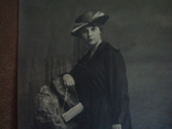 Фото CARTE POSTALE Дама в шляпе с сумочкой, фото №5