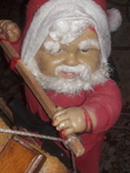 Кукольный Дед Мороз на лестнице, фото №3