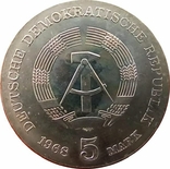 Германия - ГДР 5 марок, 1968 125 лет со дня рождения Роберта Коха,Н9, фото №3