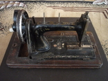 Старая ручная швейная машинка царськой росии номер клеймо, фото №2