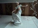 Танцовщица с пером, Шаубахкунст, фото №2