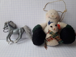 Винтажные ёлочные игрушки снеговик с пингвином и лошадка, фото №2
