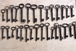 Старовинні ключі 30 шт, фото №9