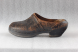 Старинная обувь сабо, на цельной деревянной подошве. Европа., фото №8
