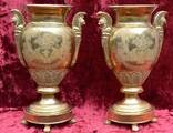 Две фарфоровые вазы. Жанровые рисунки, фото №7