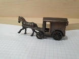 Винтажная точилка Die-cast (Milk wagon with horse) - Гонконг, фото №3