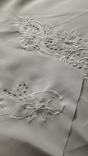 2 обрезка белой ткани с вышивкой. Длина 61, ширина 21 см, фото №5