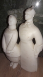 Статуэтка Красноормеец с женьщиной с серпом, фото №2