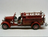 Масштабная модель 1:43 пожарная машина и автобусы, фото №3