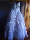 Два свадебных платьев и сумка для одежды, фото №2