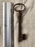 3 старовинні великі ключі від Австрійських камяниць, фото №8