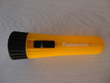 Фонарь Panasonic на батарейках D (R20)желтый, фото №2