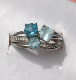 Серебряное кольцо с голубыми топазами, фото №2