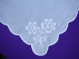 Носовой платок белый, вышивка, фестончатые края., фото №5