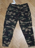 Штани Boohoo Blue Plus Khaki Camouflage Ripped Pocket Denim Cargo Jeans, numer zdjęcia 7