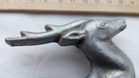  2431 олень олениха с автомобиля ГАЗ с винтами крепления материал сплав разновид с клеймом, фото №3