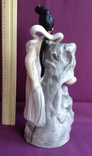 The statuette is a Chinese woman. Porcelain., photo number 7