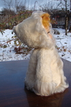 Снігуронька під ялинкою з червоною чубчиком, миготливими очима, висота 26 см, фото №5