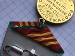 Медаль За выслугу в вооруженных силах СССР 10 лет см. видео обзор, фото №11