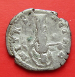 Денарий. Фаустина старшая. Римская империя.Серебро.(17р), фото №4