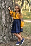 Яскрава лляна блуза для дівчинки з контрастною вишивкою, photo number 3