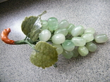Гроздь винограда из нефрита., фото №2