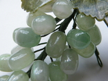 Гроздь винограда из нефрита., фото №6