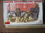 Сборная модель германских солдат, в масштабе 1 к 35, фото №2