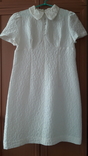 Винтажное белое платье ГДР, тиснёный сияющий кремплен, мода 70-х, фото №2