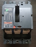 Автоматический выключатель Schneider LV429003, фото №2