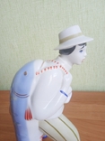 Фарфоровая статуэтка, фигурка ЗХК Полонное - рыбак с сомом , удачный улов, photo number 8