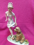Статуэтка "Девушка с собакой", 21,5 см, K. Steiner, Wallendorf, Германия, фото №2