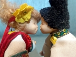 Kissing Couple Porcelain Dolls on Elastic Bands in National Dress, photo number 5