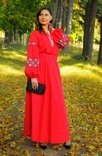 Розкішна червона сукня з вишивкою для вечірнього виходу, фото №3
