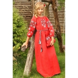 Довга червона сукня для дівчинки з виразною вишивкою, фото №2