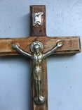 Крест деревянный с металлическим распятием, фото №4