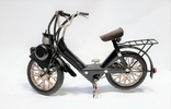 Масштабная модель ретро мотоцикла мопеда велосипеда с мотором, фото №3