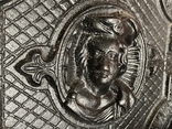 The bas-relief door for the fireplace of the cast iron stove is decorated with heraldic lilies Europe, photo number 4