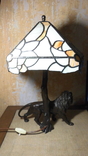 Настольная лампа Лев Tiffany. Витражный абажур, бронза Art Deco 1920e Франция, фото №5