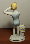 COPY. Figurine "Young bather", photo number 3