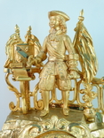 Камінний бронзовий годинник в розкішній позолоті з королем Людовіком XIV, фото №4